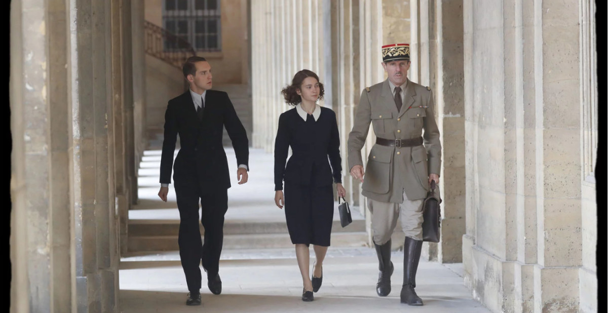 DE GAULLE